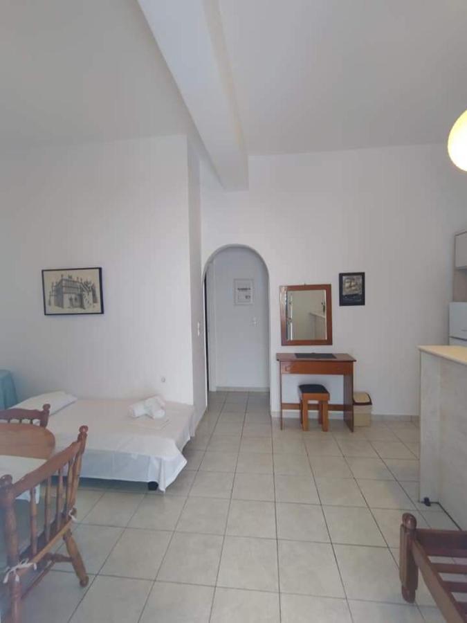 Marina's Apartment Tinos